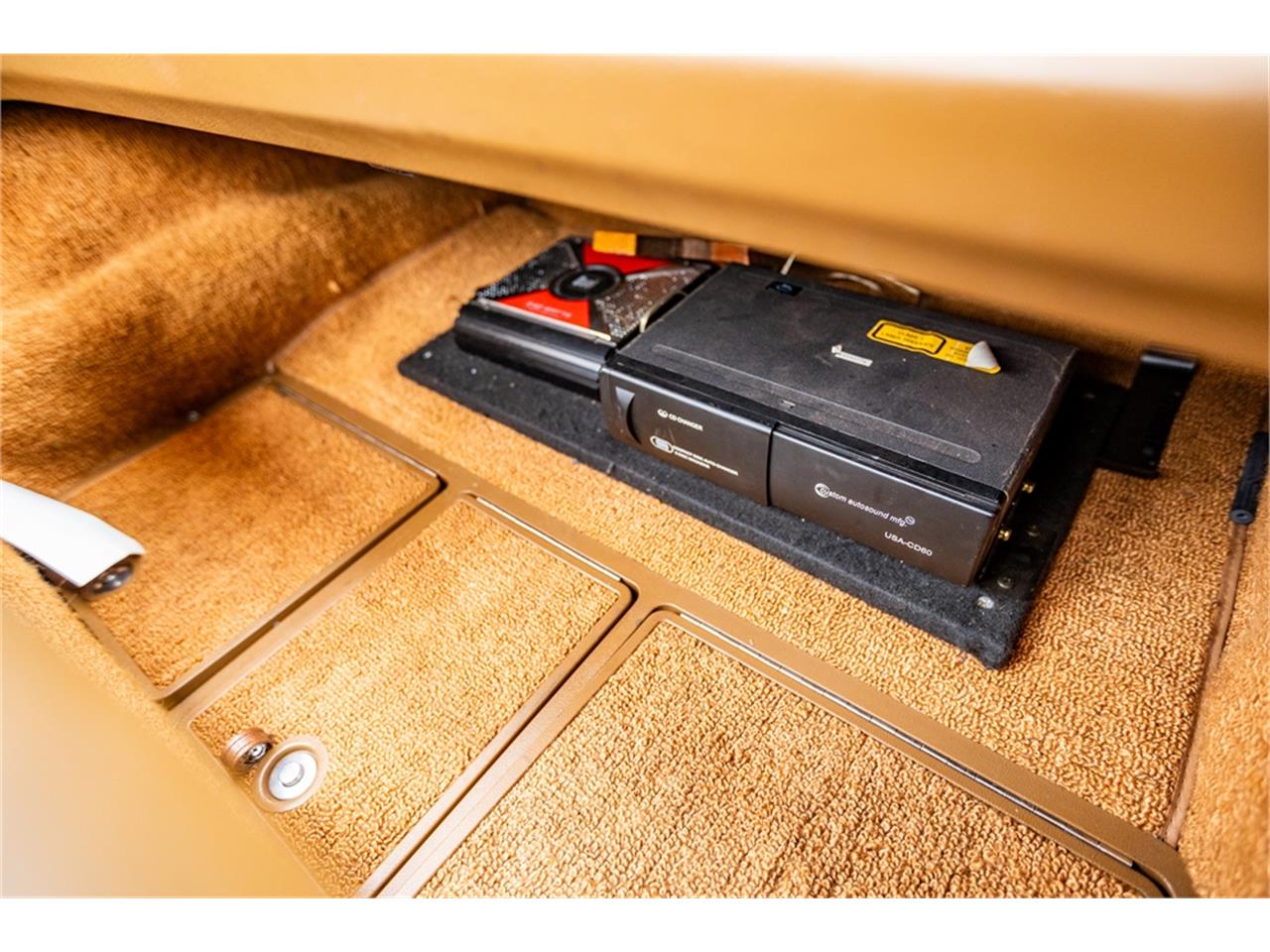 Chevrolet-Corvette-1968-Red-Tan-58