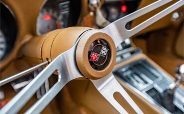 Chevrolet-Corvette-1968-Red-Tan-81