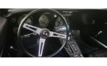 Chevrolet-Corvette-1968-Safari-Yellow-Black-13