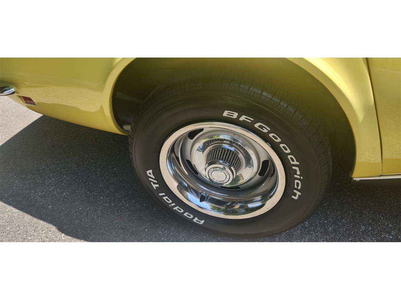 Chevrolet-Corvette-1968-Safari-Yellow-Black-24