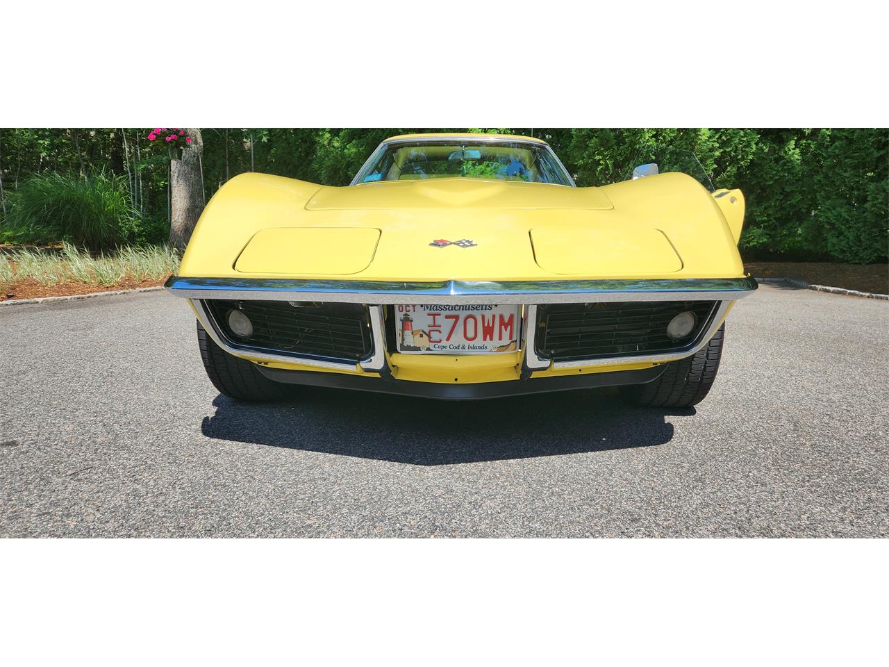 Chevrolet-Corvette-1968-Safari-Yellow-Black-4