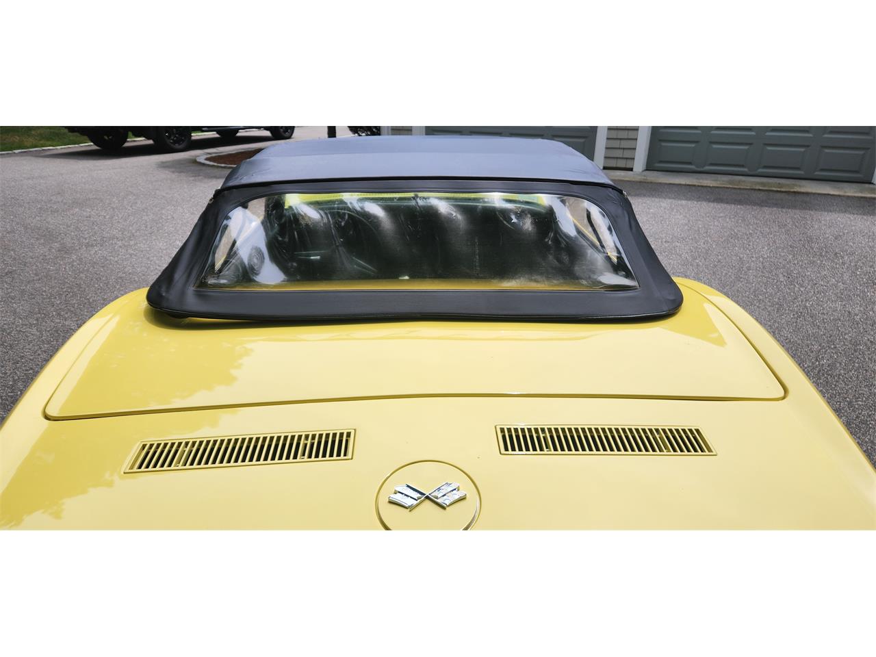 Chevrolet-Corvette-1968-Safari-Yellow-Black-7