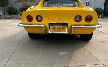 Chevrolet-Corvette-1969-1