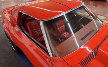 Chevrolet-Corvette-1969-12