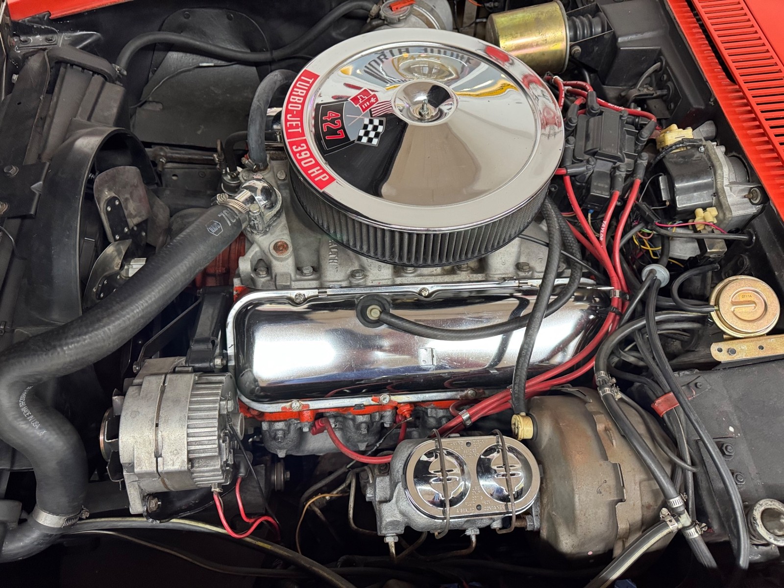 Chevrolet-Corvette-1969-17