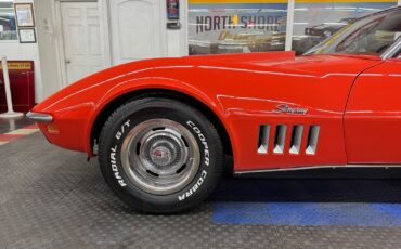 Chevrolet-Corvette-1969-20