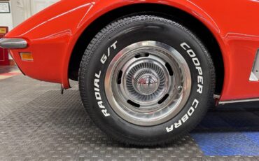 Chevrolet-Corvette-1969-24