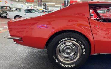 Chevrolet-Corvette-1969-26