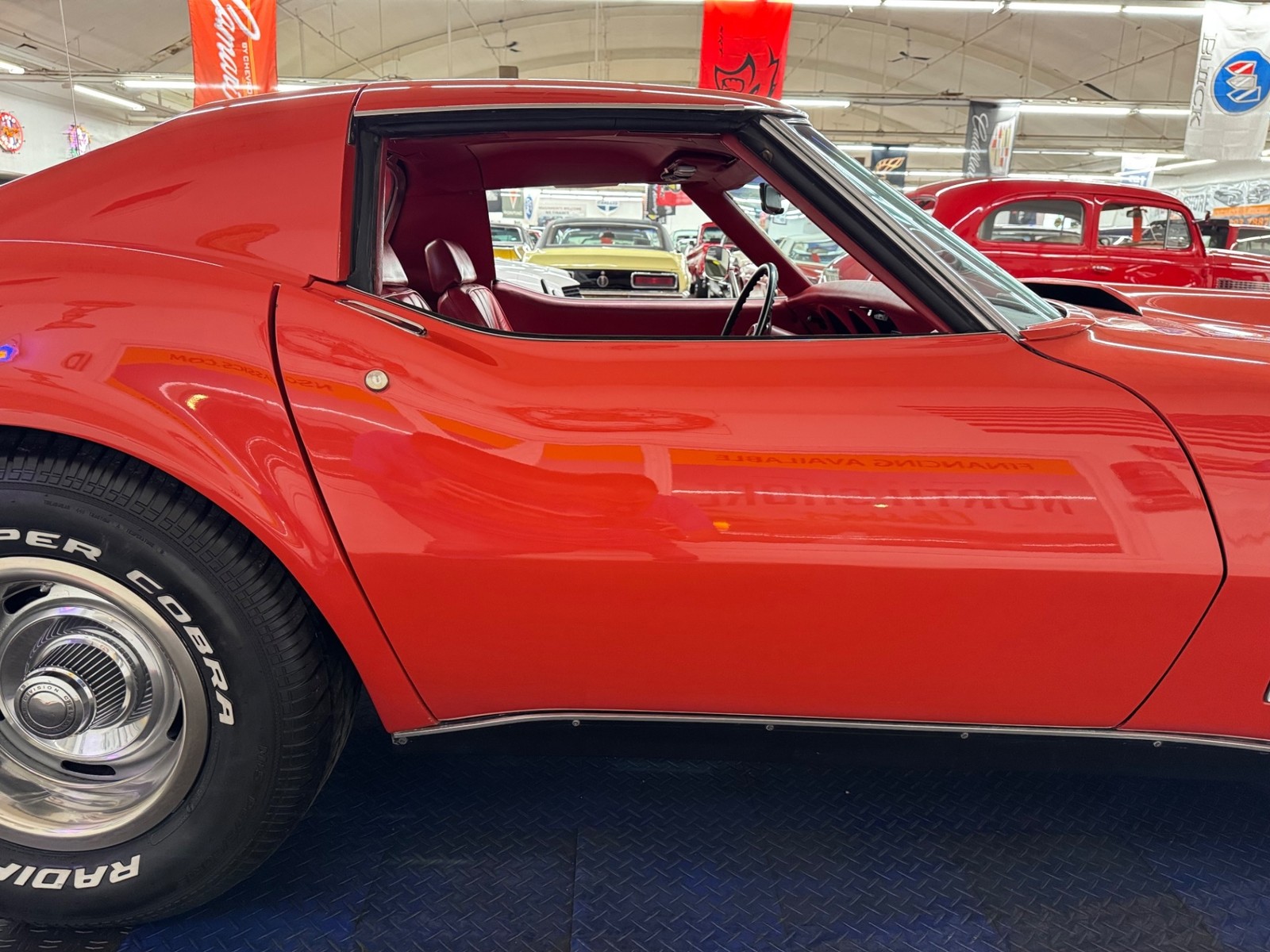 Chevrolet-Corvette-1969-27