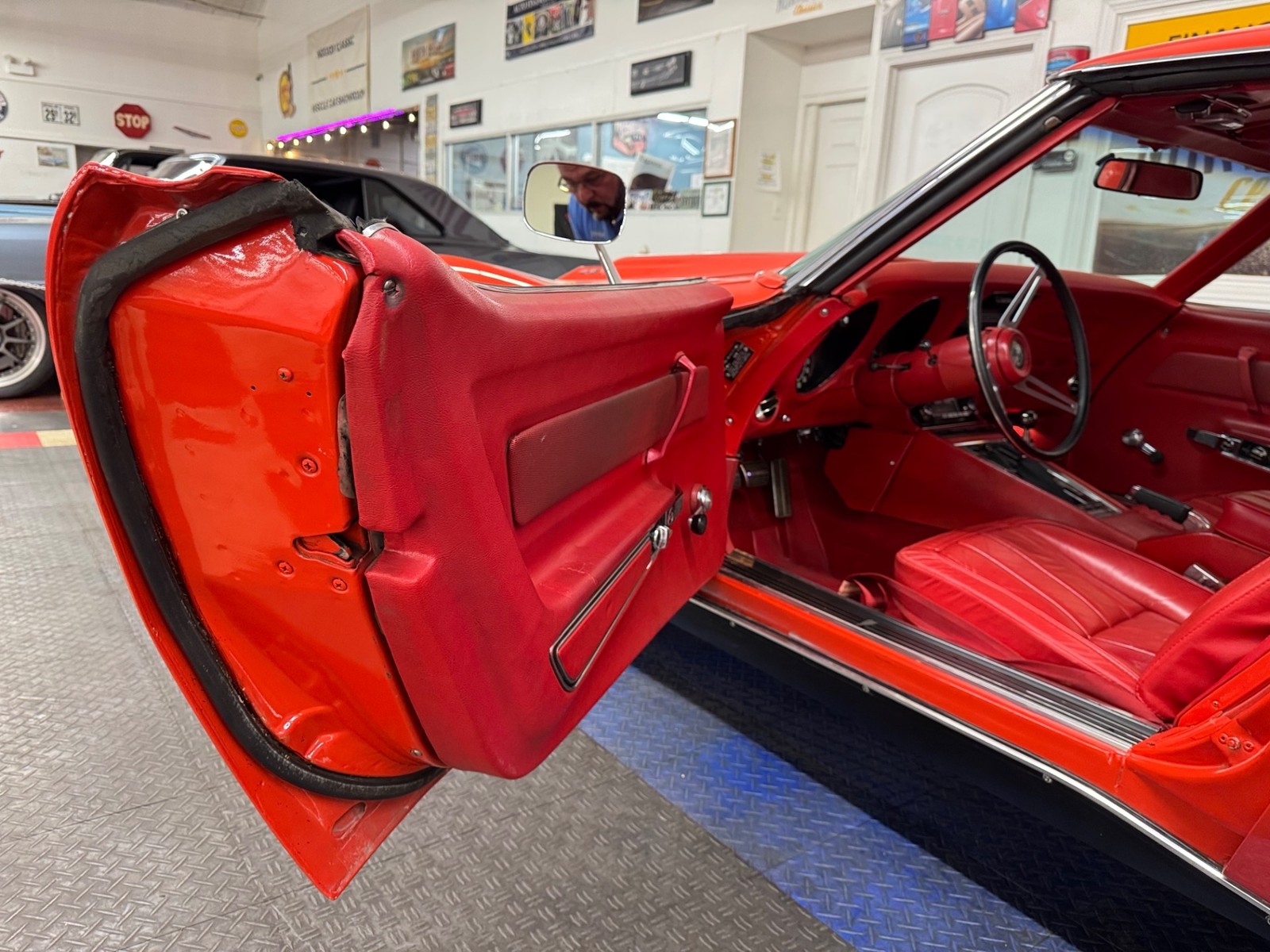 Chevrolet-Corvette-1969-38