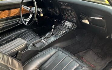 Chevrolet-Corvette-1969-5