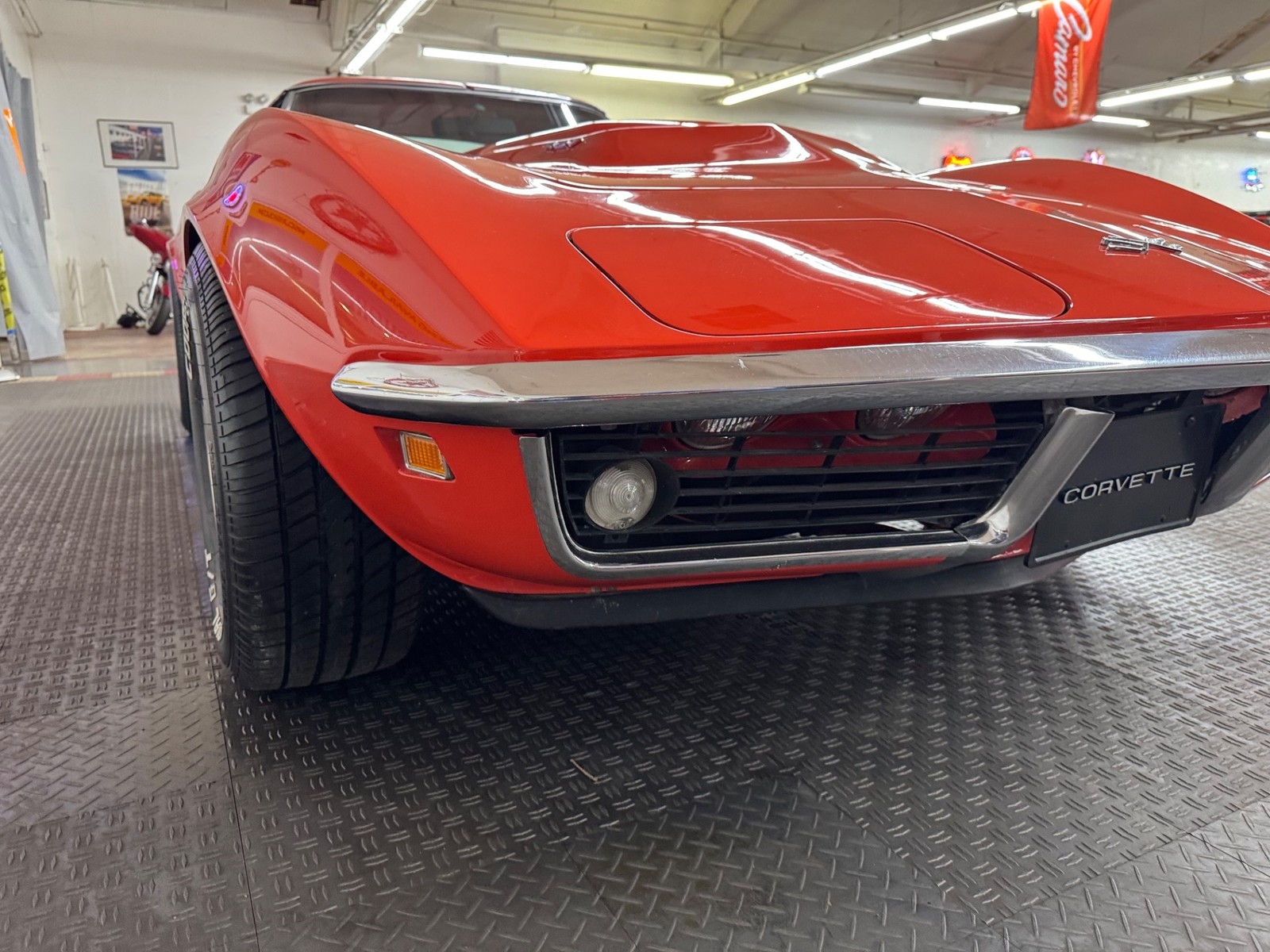 Chevrolet-Corvette-1969-8