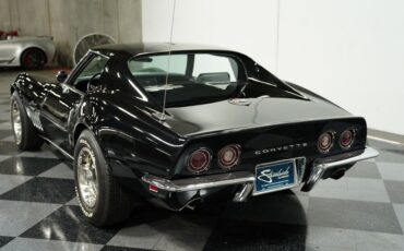 Chevrolet-Corvette-1969-Black-Black-5