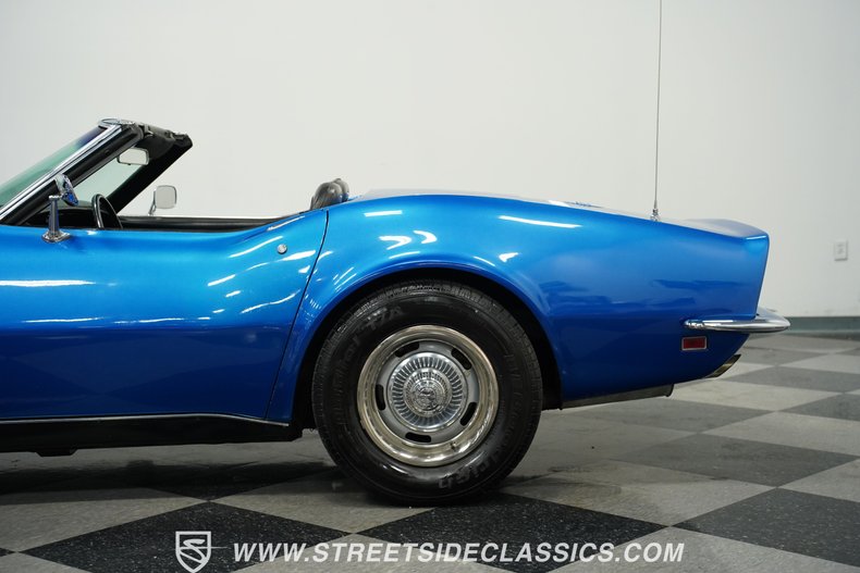 Chevrolet-Corvette-1969-Blue-Black-17