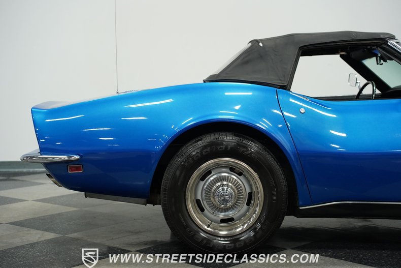 Chevrolet-Corvette-1969-Blue-Black-22