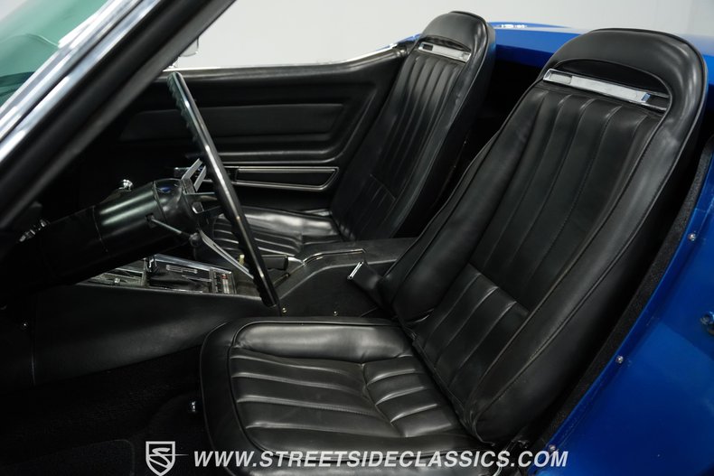 Chevrolet-Corvette-1969-Blue-Black-28