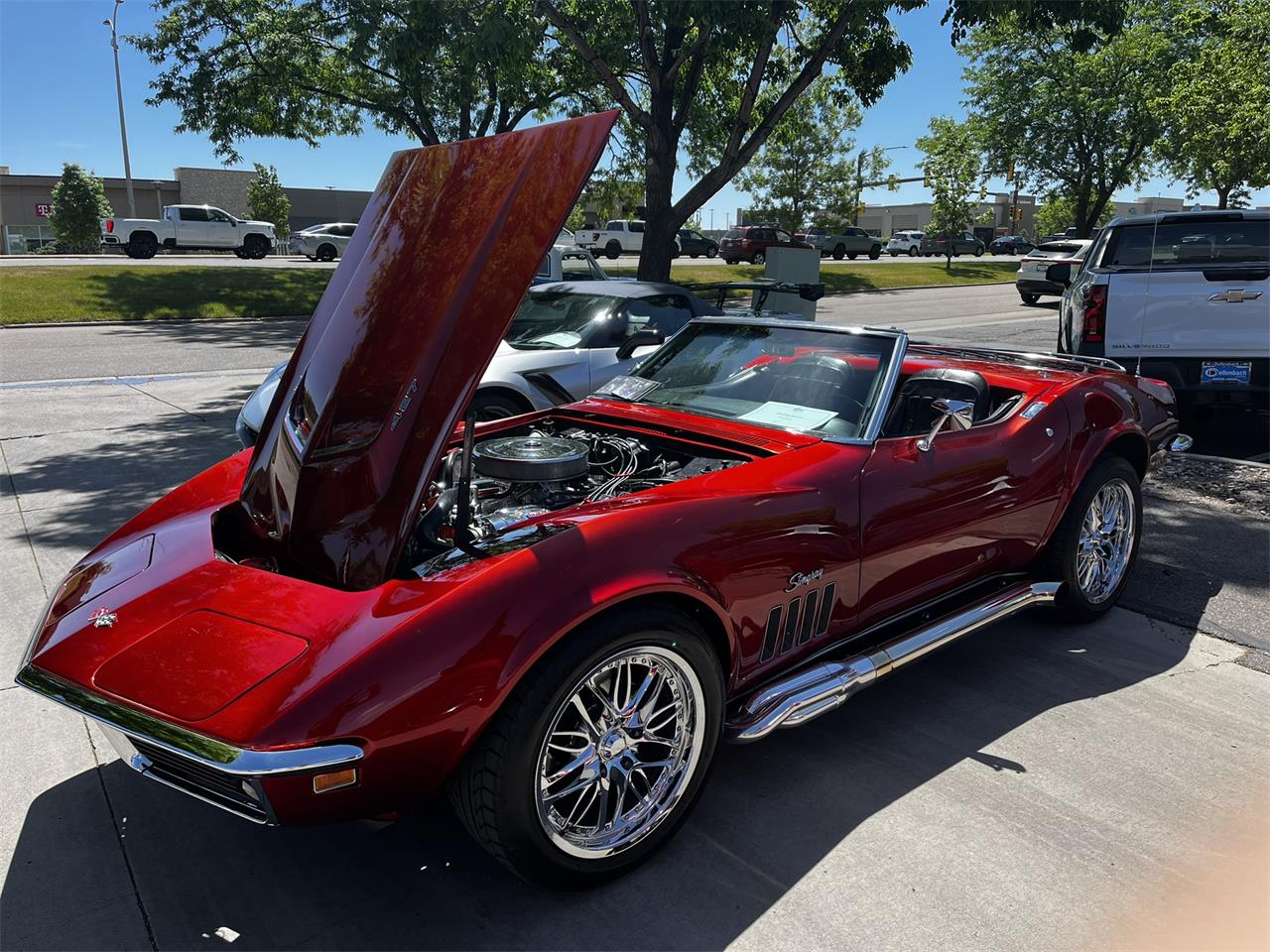 Chevrolet-Corvette-1969-Candy-Apple-Red-Black-13