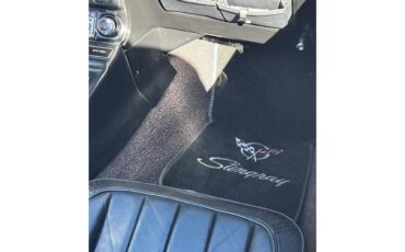 Chevrolet-Corvette-1969-Candy-Apple-Red-Black-31