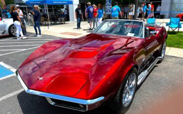 Chevrolet-Corvette-1969-Candy-Apple-Red-Black-32