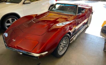 Chevrolet-Corvette-1969-Candy-Apple-Red-Black-36