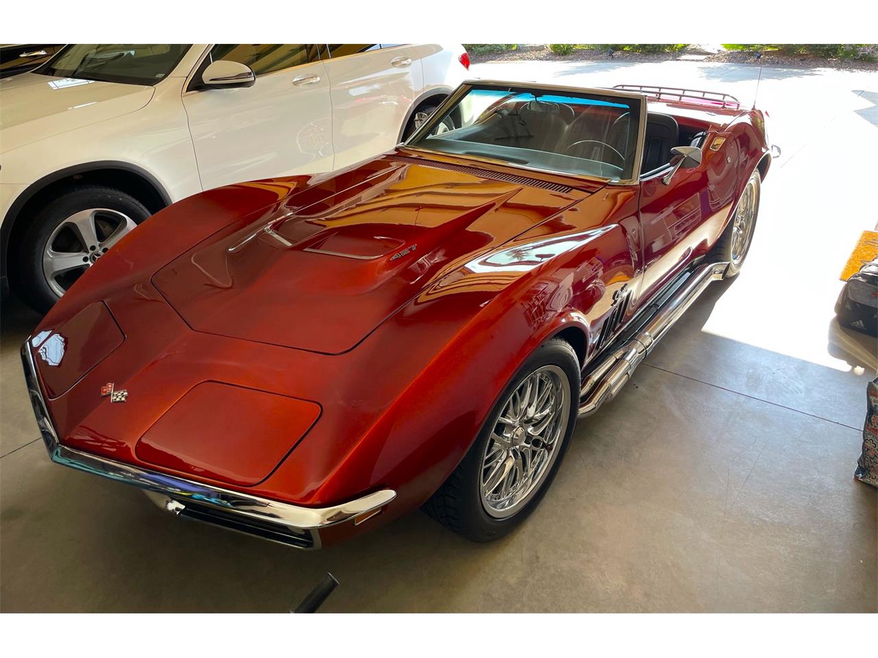 Chevrolet-Corvette-1969-Candy-Apple-Red-Black-36