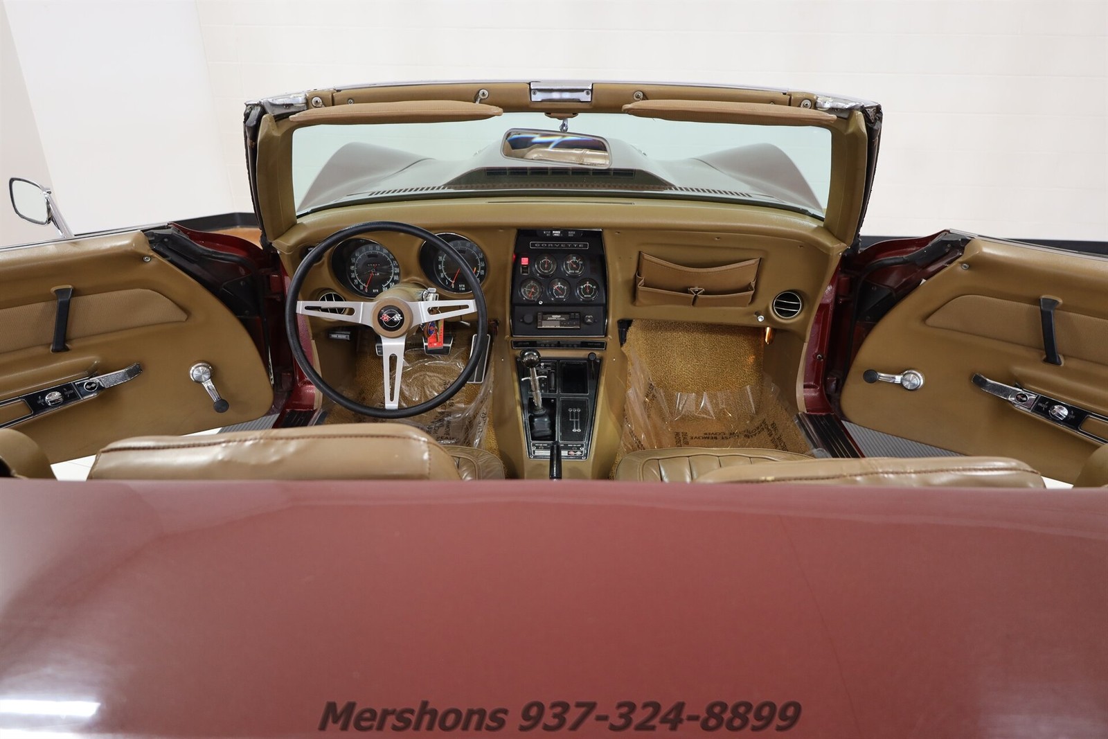 Chevrolet-Corvette-1969-Convertible-1