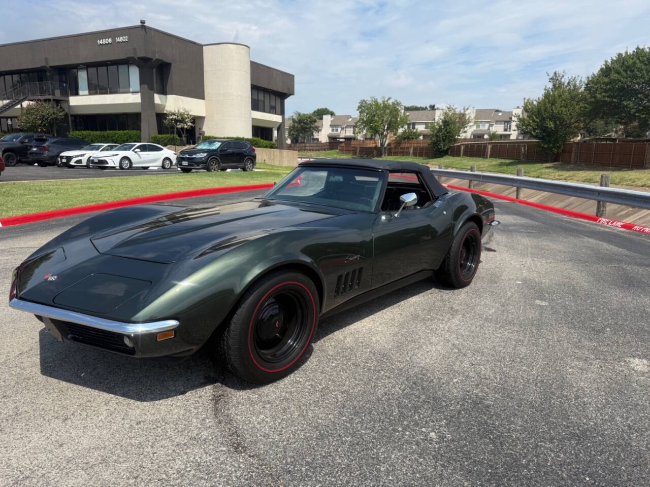 Chevrolet-Corvette-1969-Convertible-25