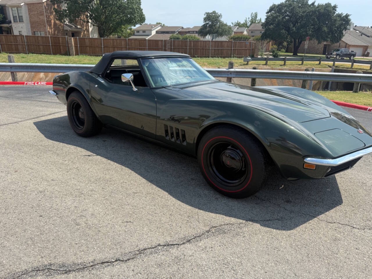 Chevrolet-Corvette-1969-Convertible-28