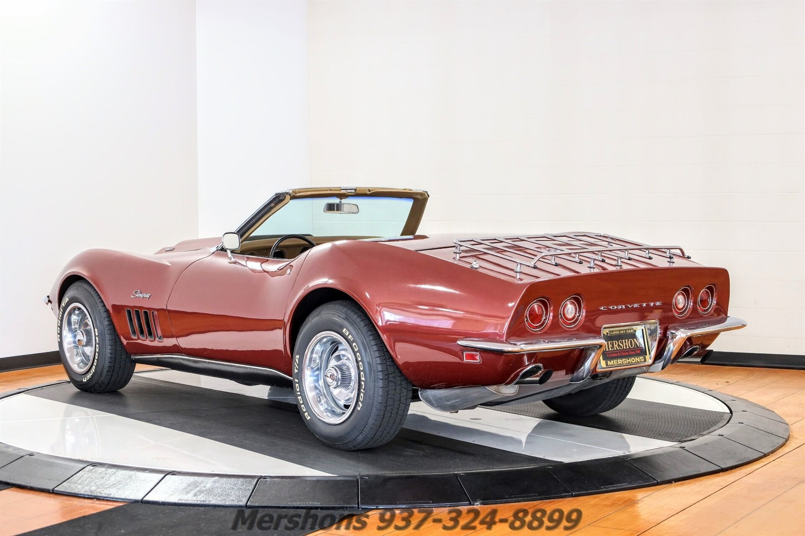 Chevrolet-Corvette-1969-Convertible-3