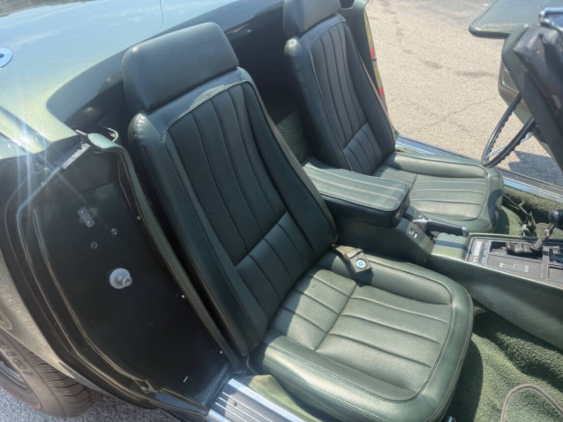 Chevrolet-Corvette-1969-Convertible-36