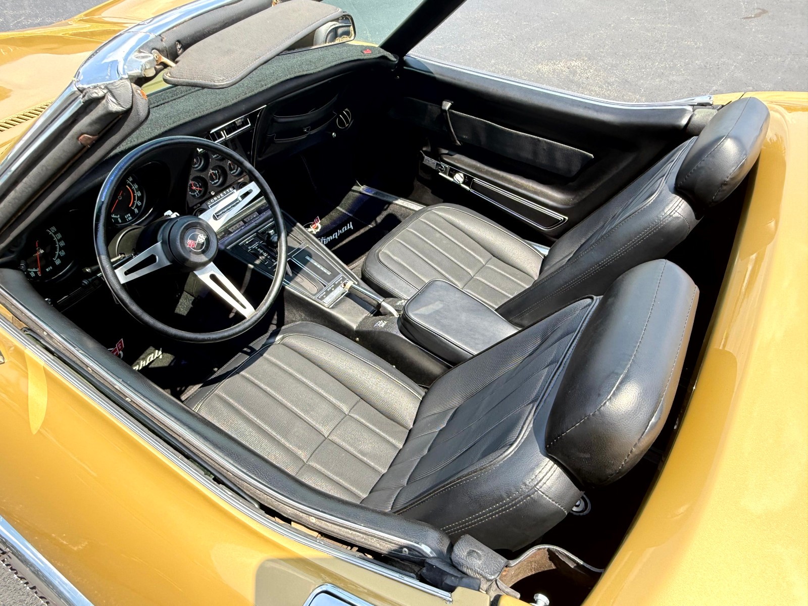 Chevrolet-Corvette-1969-Convertible-38