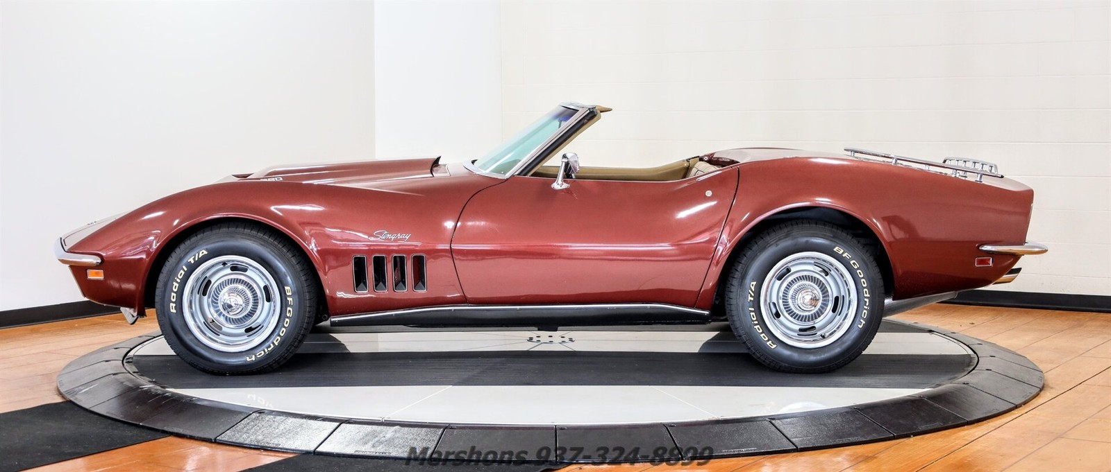 Chevrolet-Corvette-1969-Convertible-4