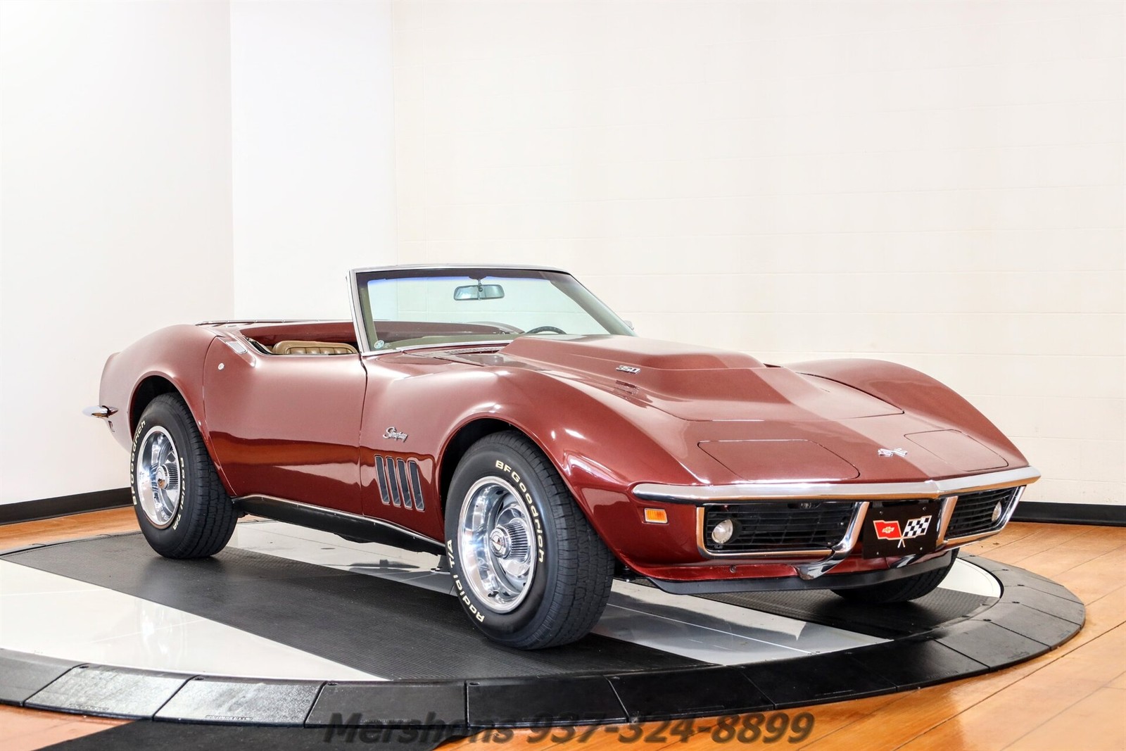 Chevrolet-Corvette-1969-Convertible-5