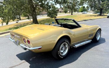 Chevrolet-Corvette-1969-Convertible-7