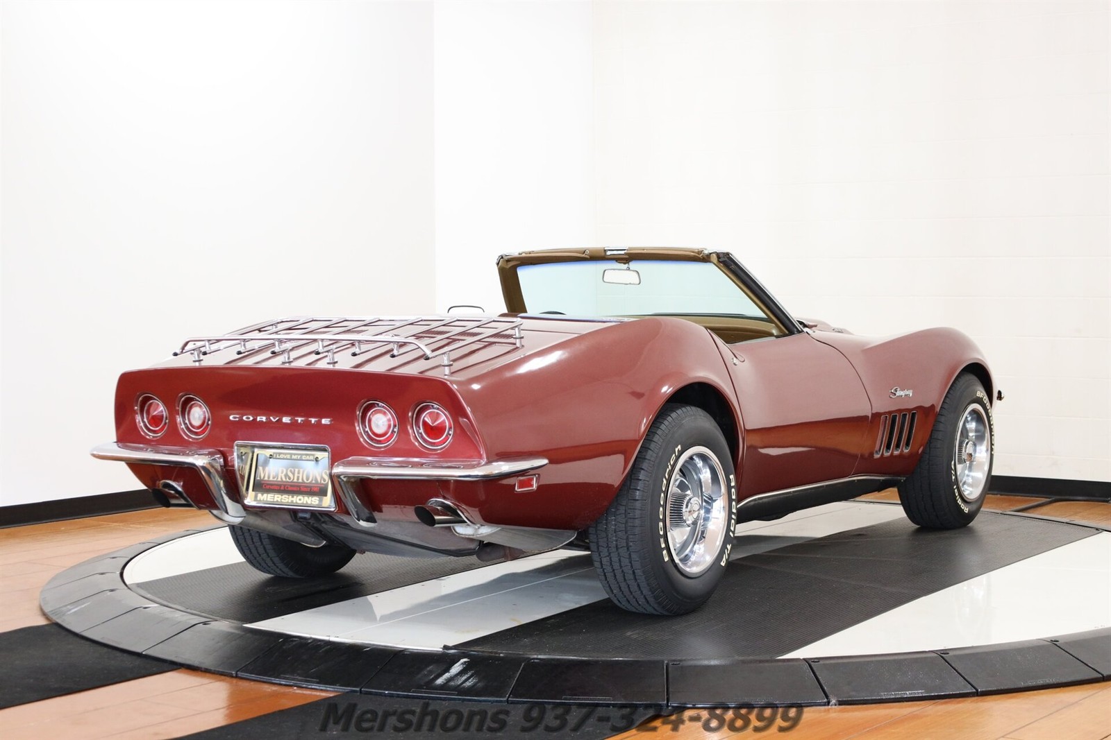 Chevrolet-Corvette-1969-Convertible-7