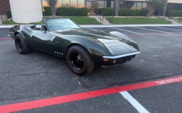 Chevrolet-Corvette-1969-Convertible-8