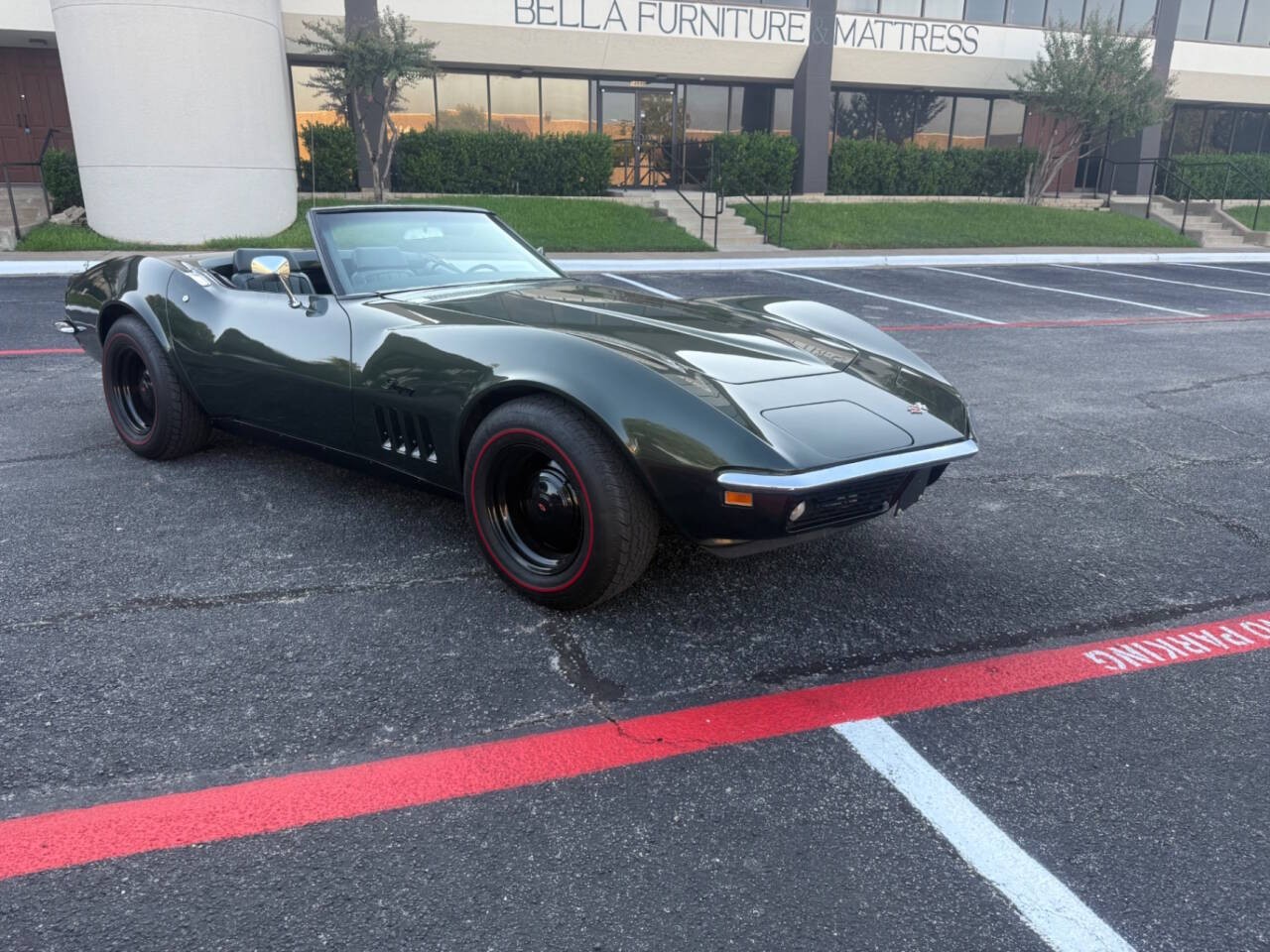 Chevrolet-Corvette-1969-Convertible-8