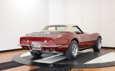 Chevrolet-Corvette-1969-Convertible-9