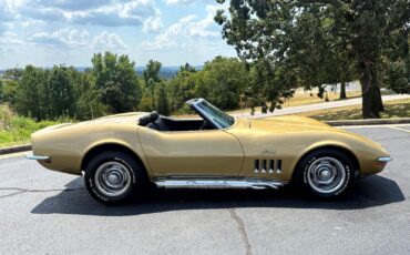 Chevrolet-Corvette-1969-Convertible-9