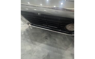 Chevrolet-Corvette-1969-Cortez-Silver-Red-Leather-11