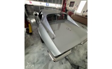 Chevrolet-Corvette-1969-Cortez-Silver-Red-Leather-36