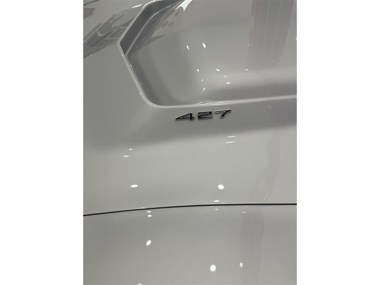 Chevrolet-Corvette-1969-Cortez-Silver-Red-Leather-49