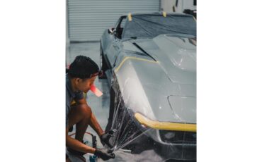 Chevrolet-Corvette-1969-Cortez-Silver-Red-Leather-60