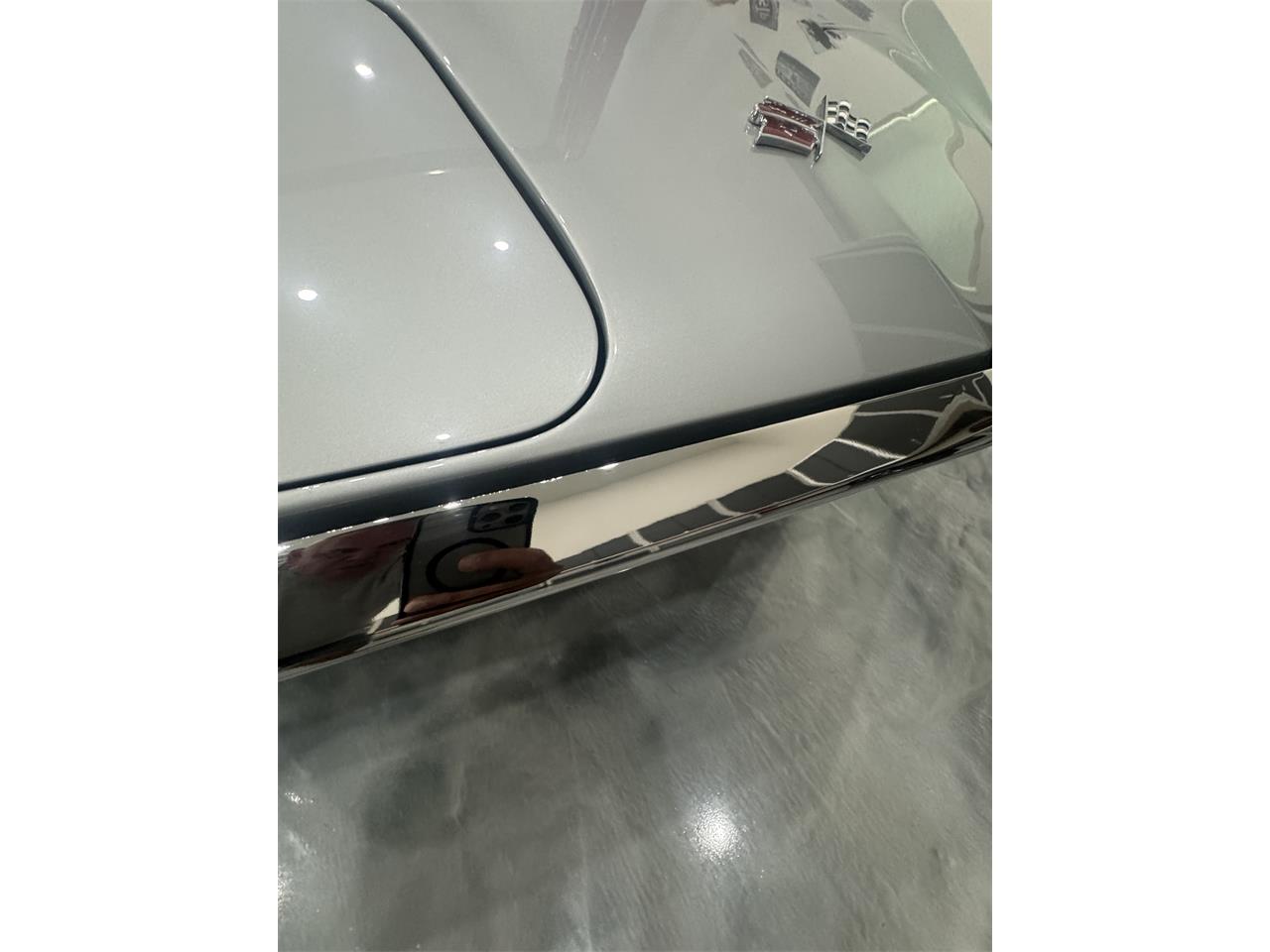 Chevrolet-Corvette-1969-Cortez-Silver-Red-Leather-8