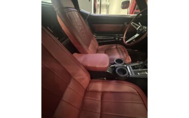 Chevrolet-Corvette-1969-Cortez-Silver-Red-Leather-98