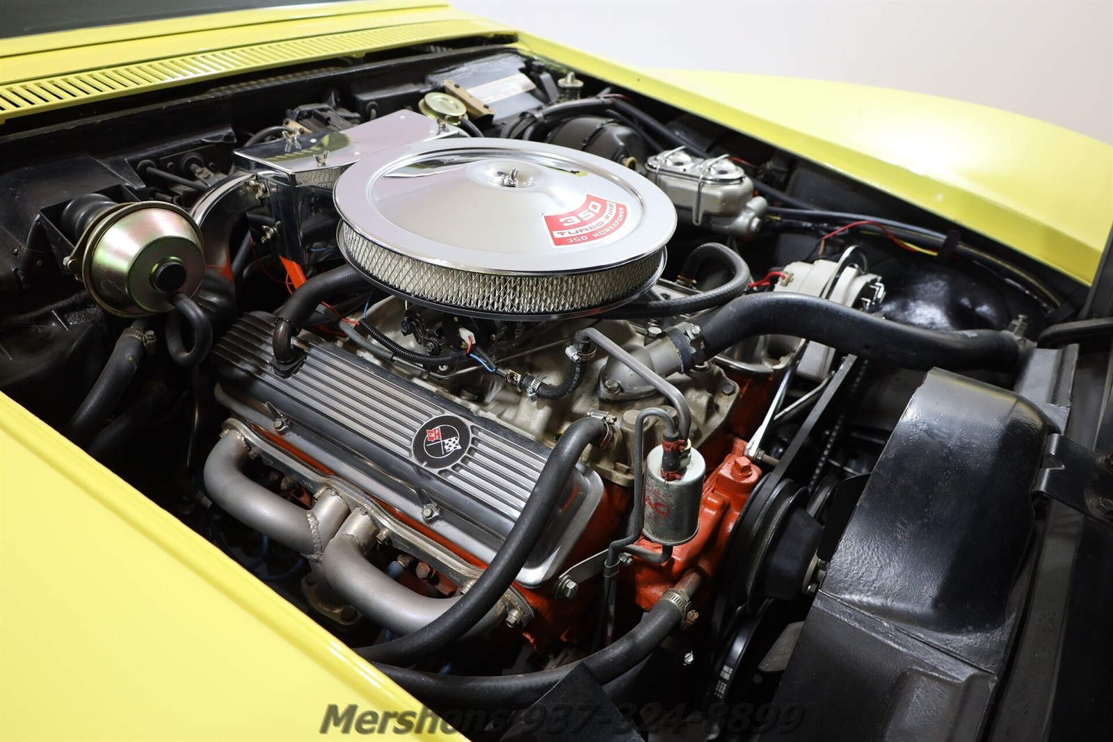 Chevrolet-Corvette-1969-Coupe-12