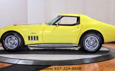 Chevrolet-Corvette-1969-Coupe-5
