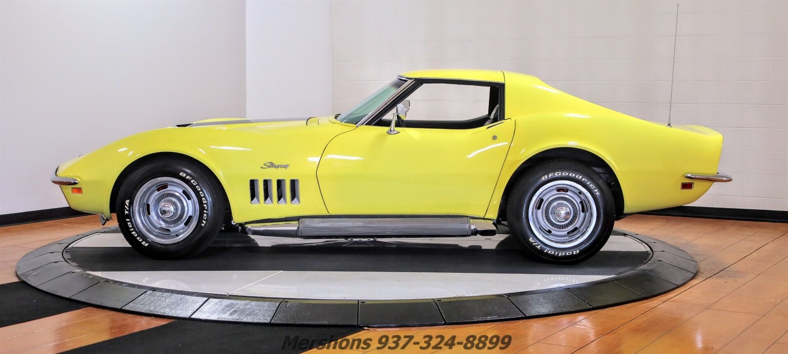 Chevrolet-Corvette-1969-Coupe-5