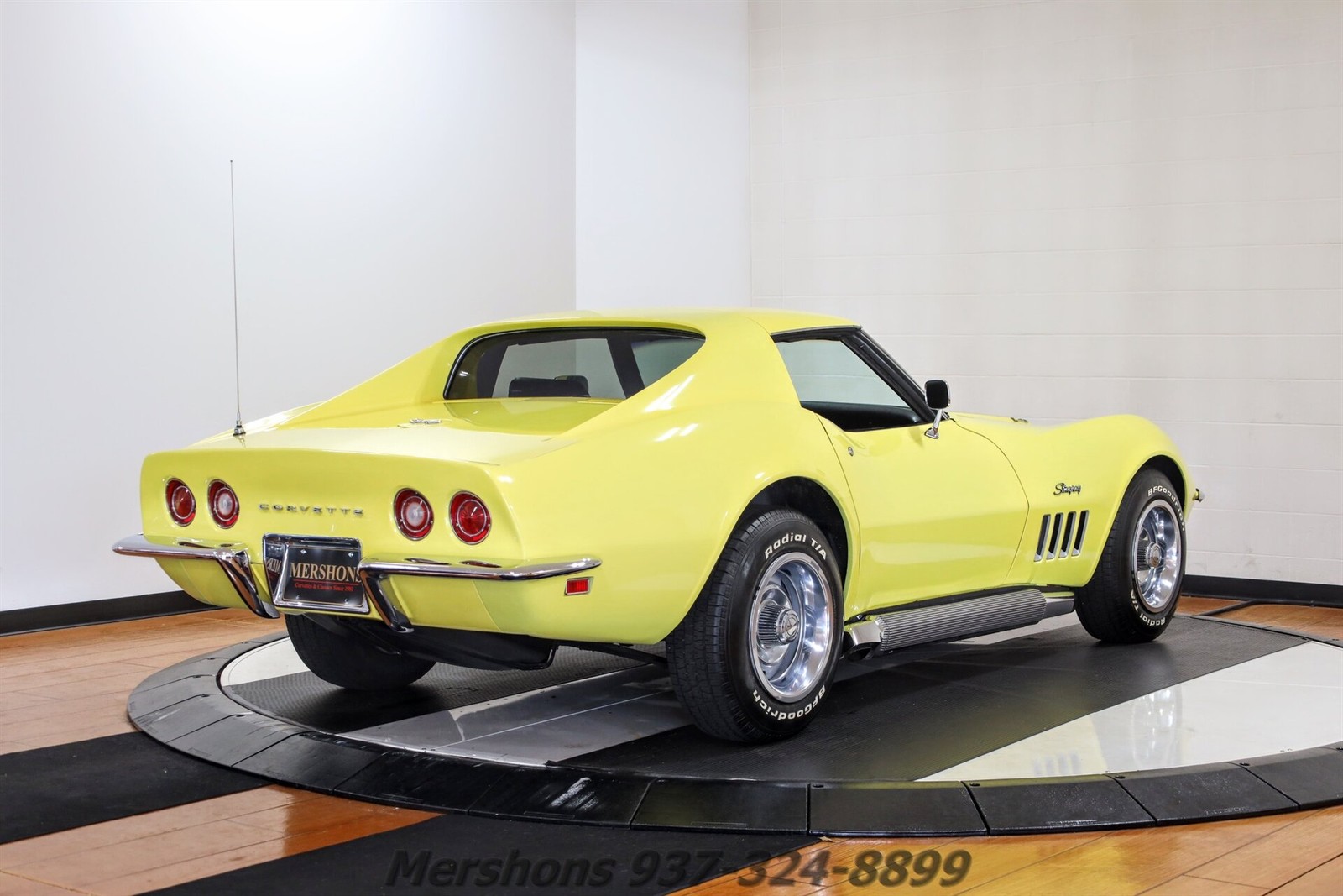 Chevrolet-Corvette-1969-Coupe-8