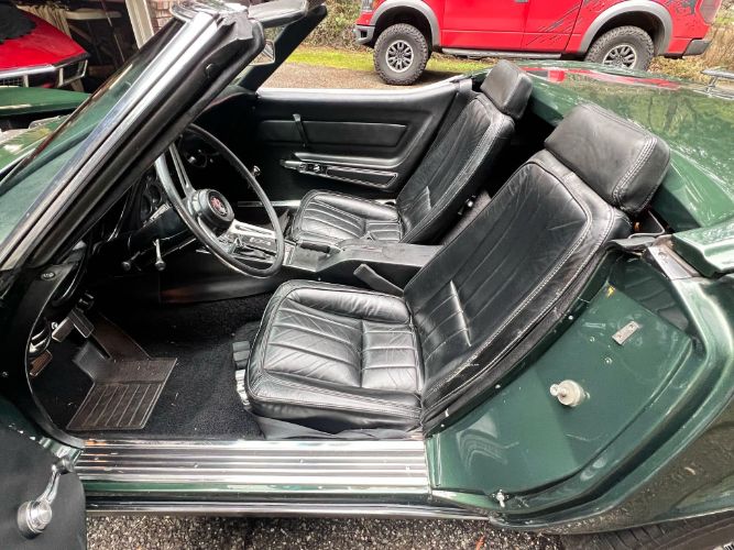 Chevrolet-Corvette-1969-Fathom-Green-Black-Leather-12